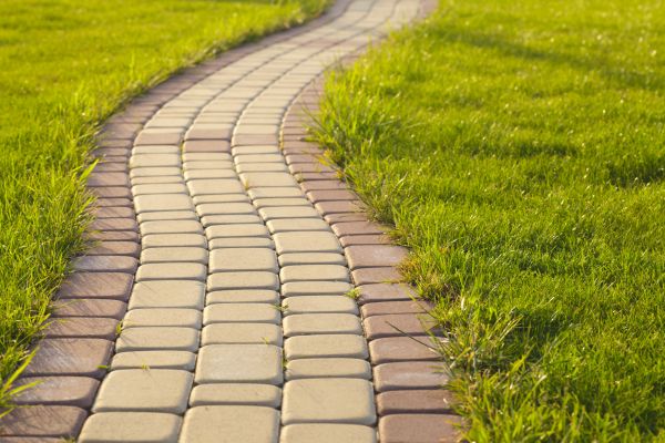 Sidewalk Brick Repair in Snohomish