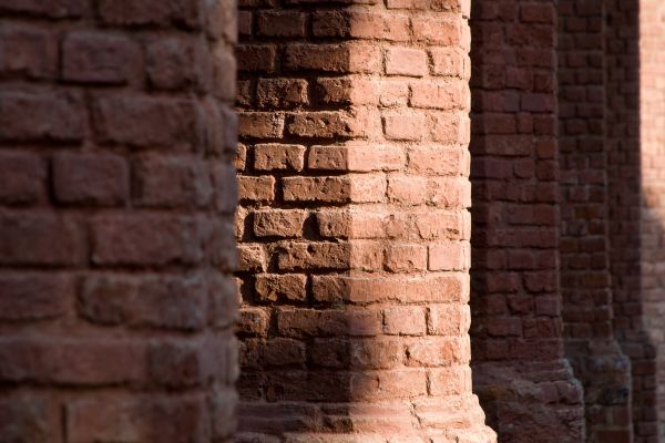 Brick Pillars Installation in Snohomish
