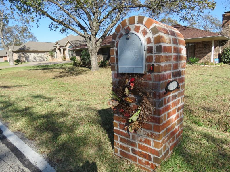 Brick Mailbox Service